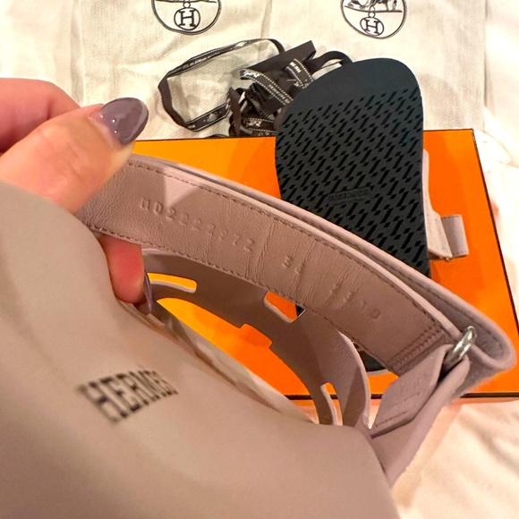 Hermes Chypre Sandal Nude Pink - Picture 3 of 4